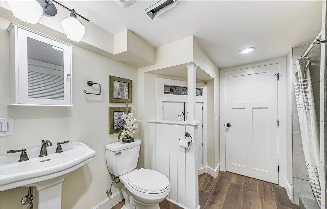 Queen Anne 4th and DADU 22.JPG