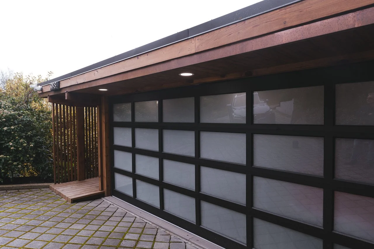mid-century garage (3).jpg