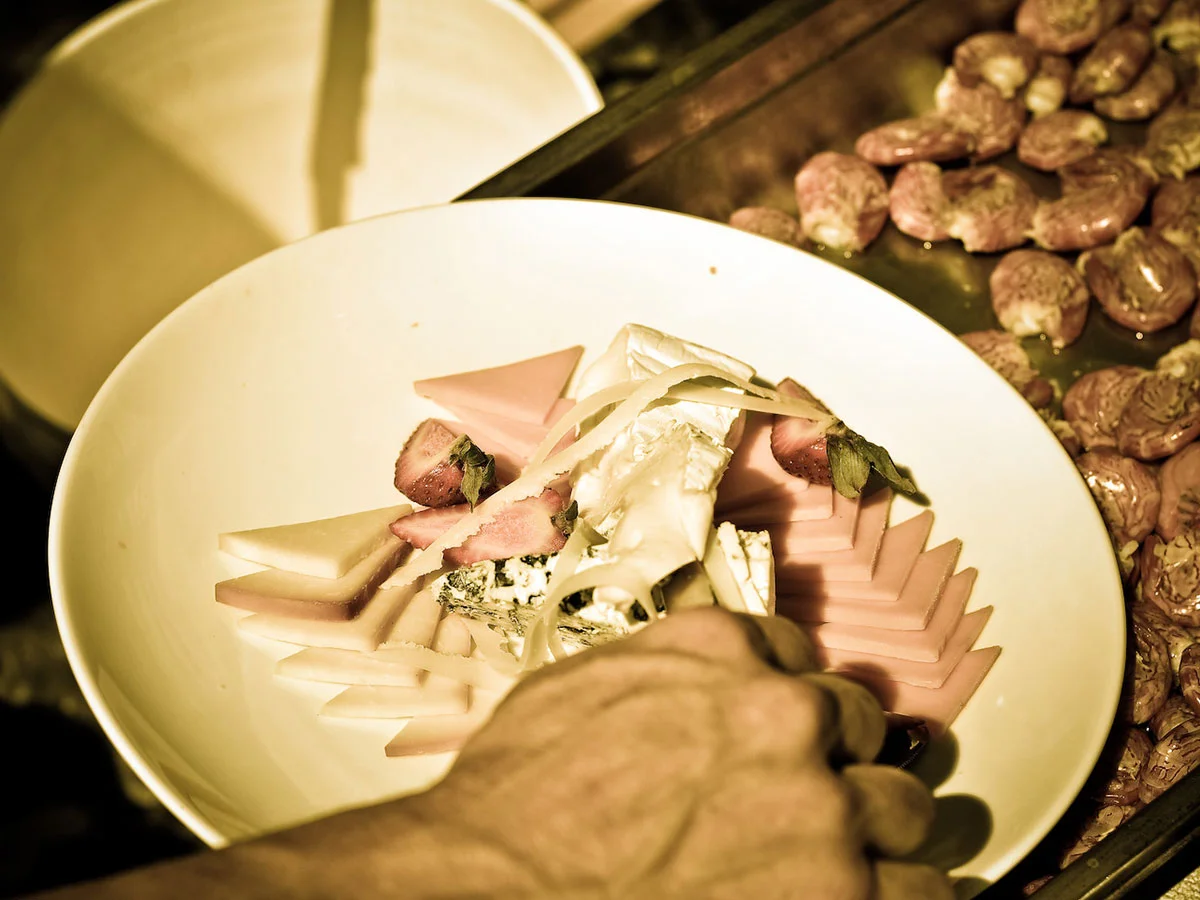 custom-catering-on-ocean-charter-tofino-bc.jpg