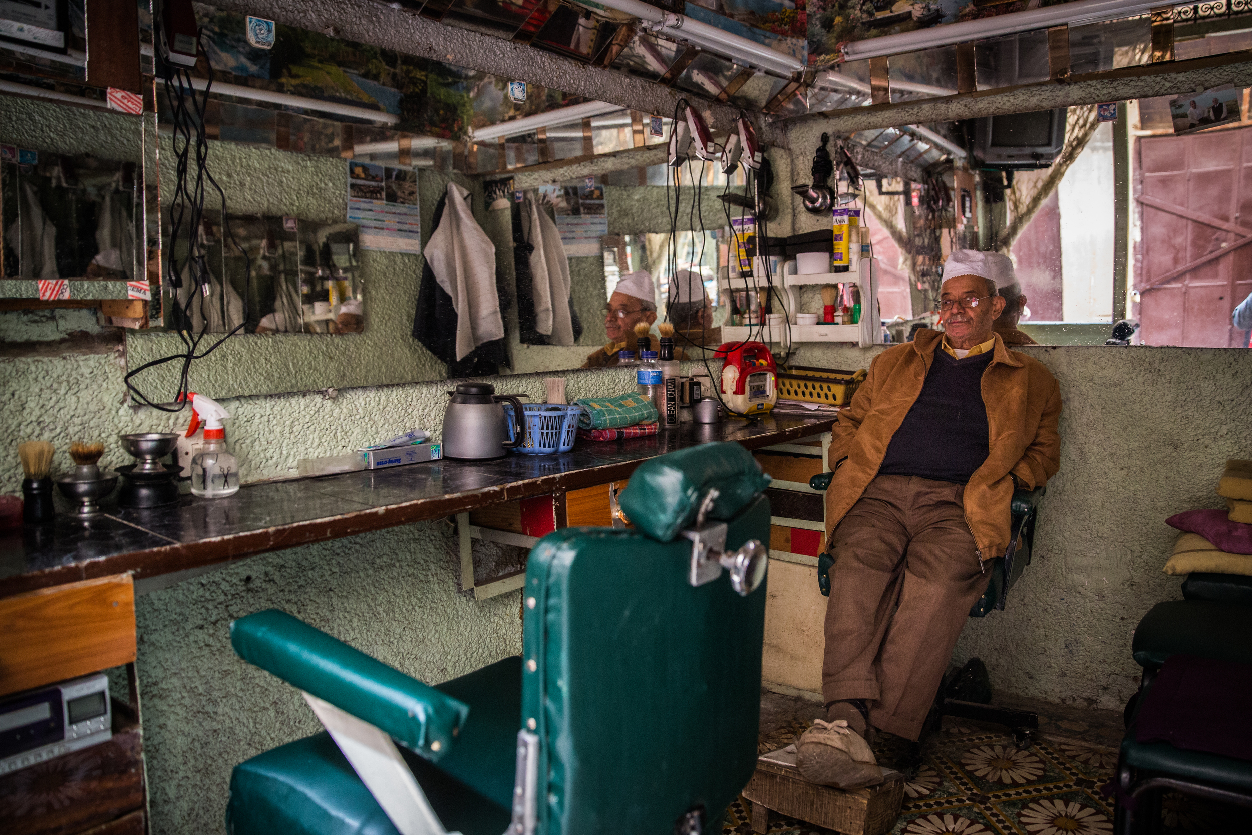 Barber on on Rue Talaa Kabira.