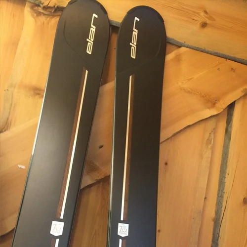 Elan Ski Shop & Rental Levi — Juhlamalli, Oohlalaa!