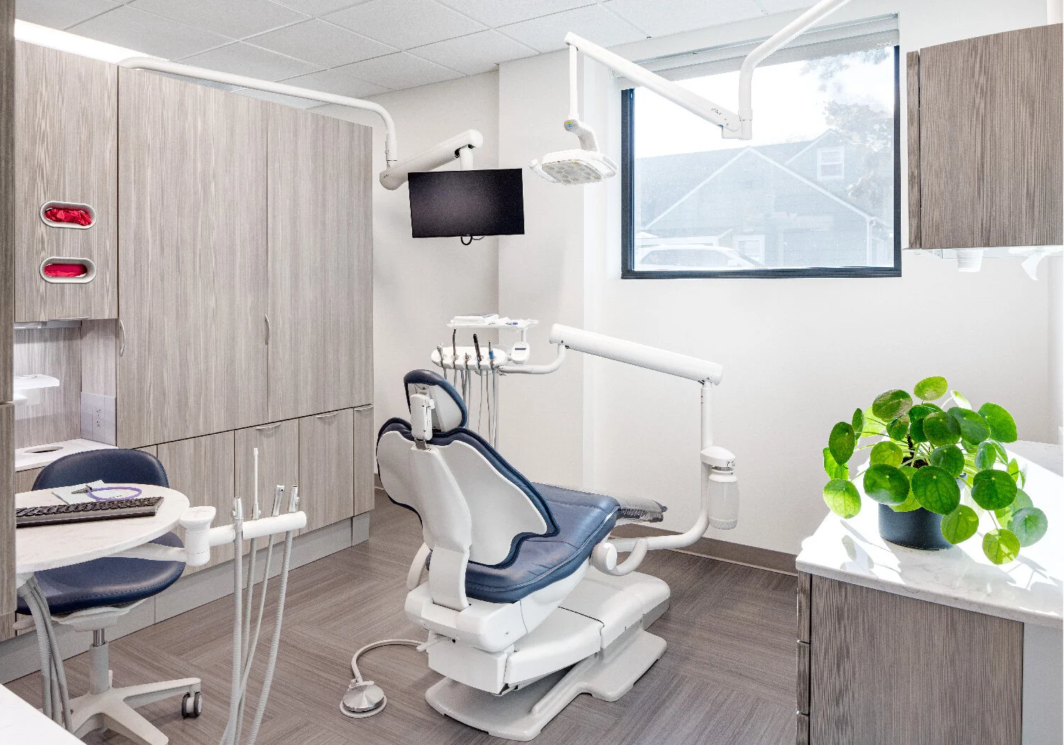 Mattson Hellickson Dental_Guggenheim_07-01.jpg