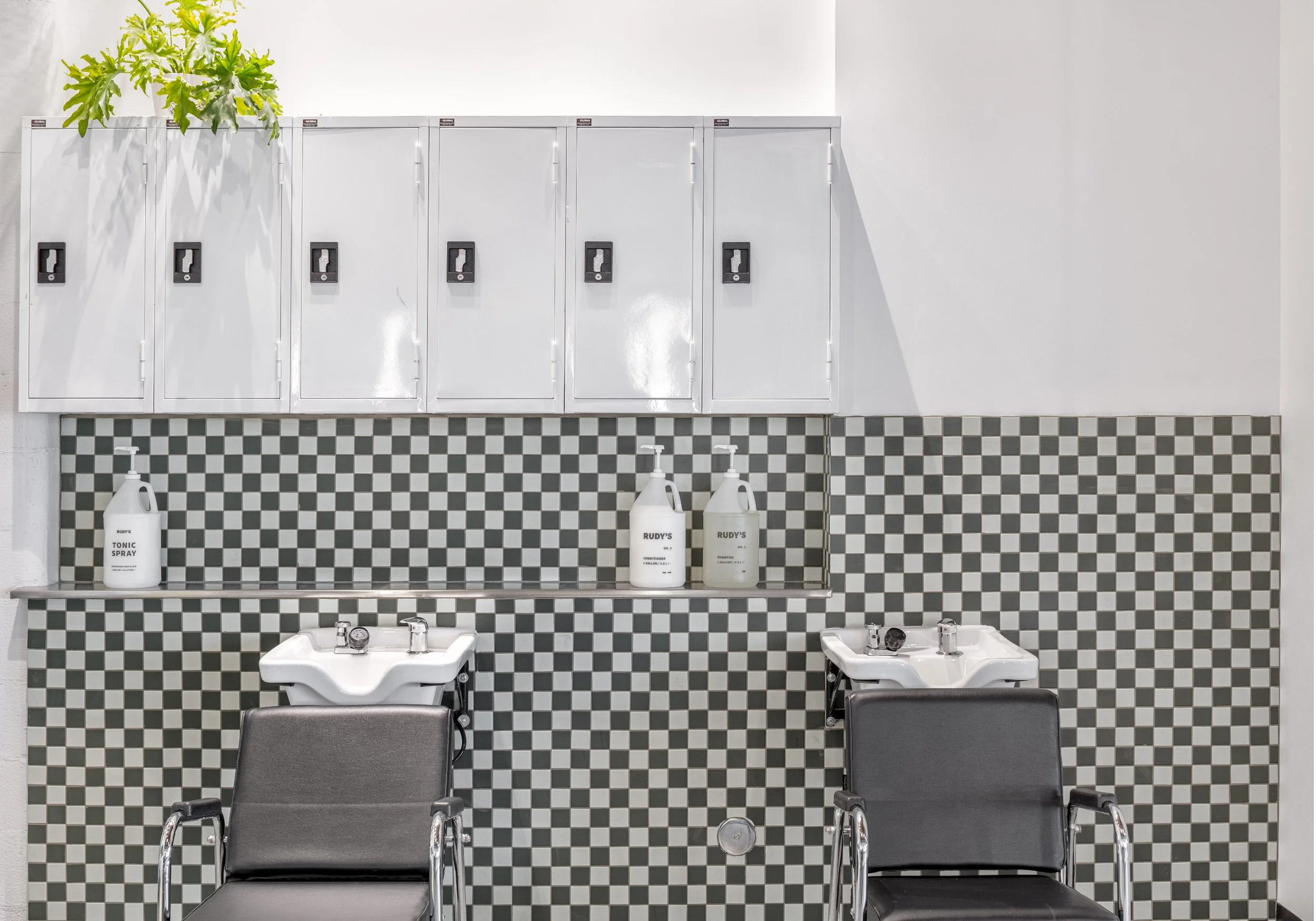 Rudy's Barbershop Beaverton Guggenheim Architecture-01.jpg