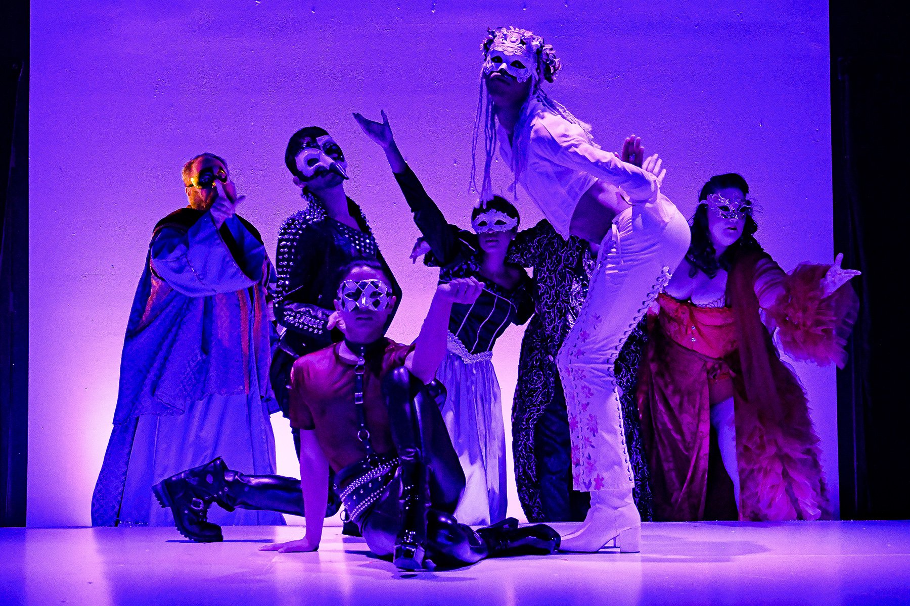  (Left to right)  Christopher Meister ,  Alex Benito Rodriguez ,  Yuchi Chiu ,  Jenece Upton ,  John Payne  and  Neala Barron . Photo: Evan Hanover 