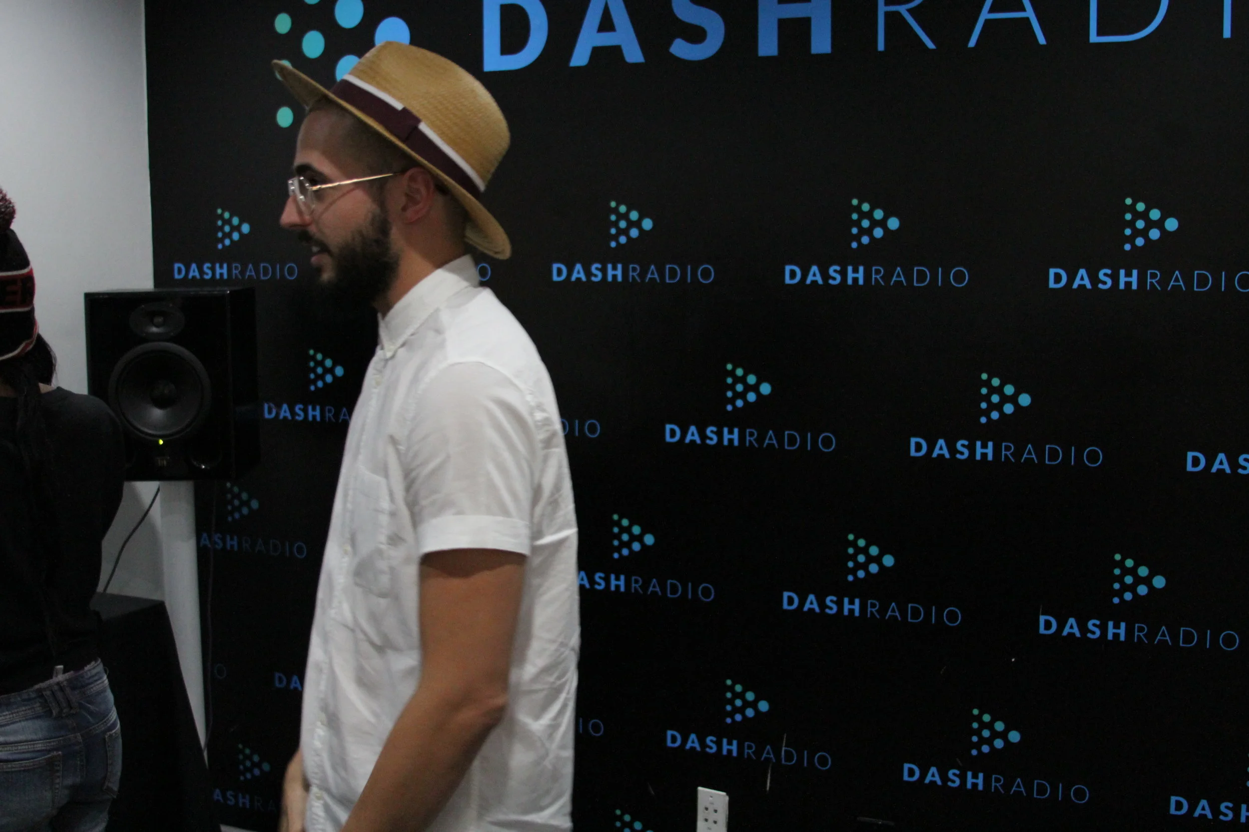 Avrii Castle - Radio Interview