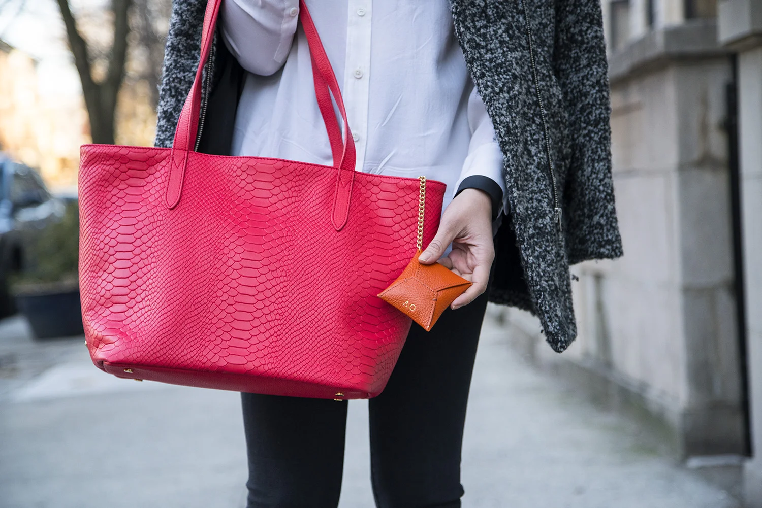 gigi_new_york_leather_tote.jpg