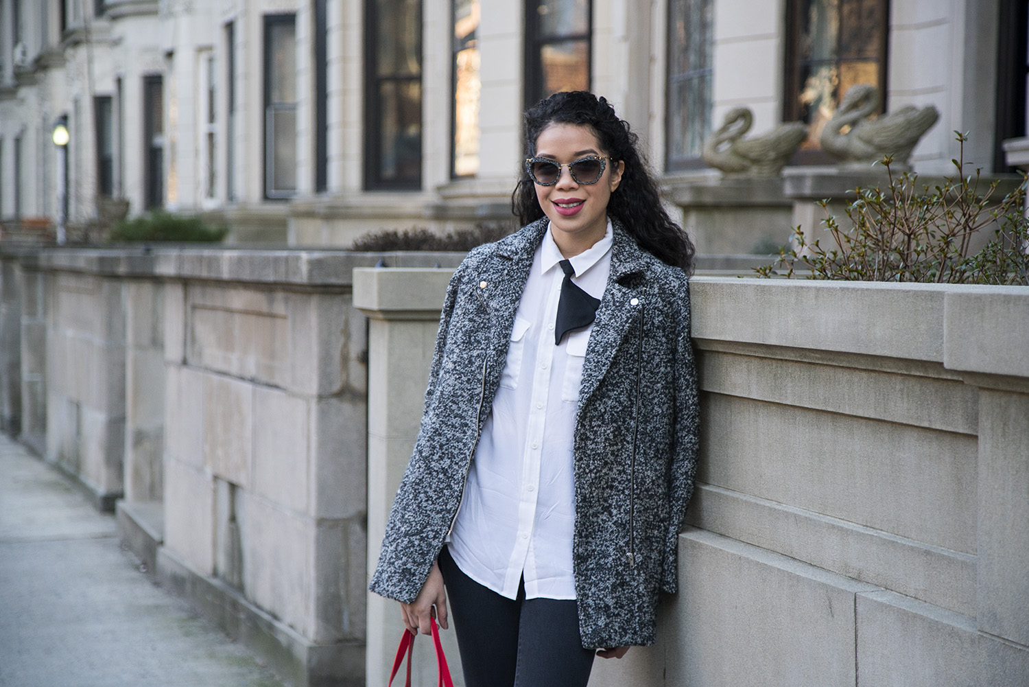 spring_silk_shirt_outfit_ideas.jpg