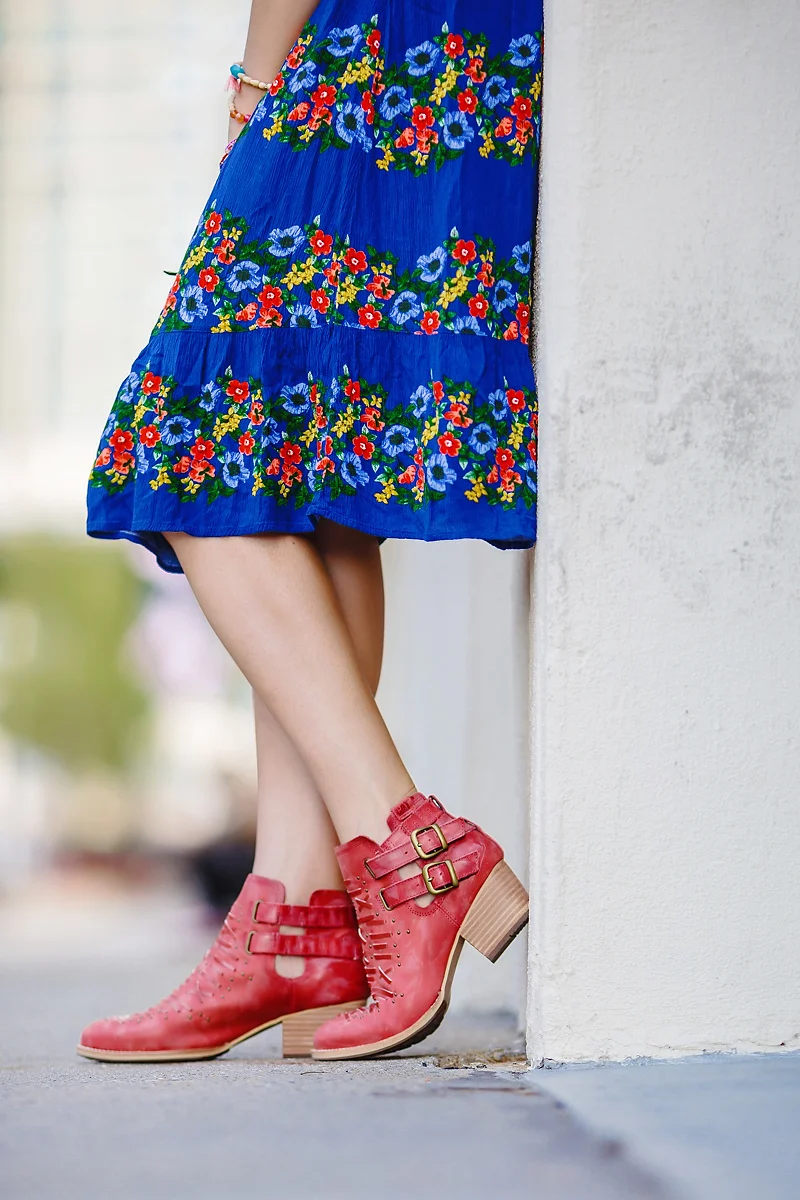 cat-footwear-red-boots.jpg