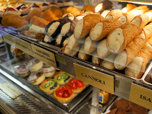 cannoli.jpg