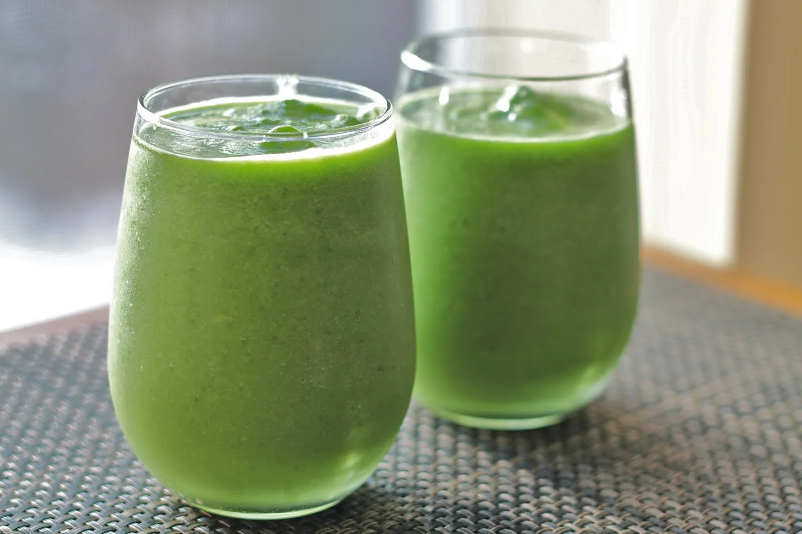 Tricks for Satisfying Green Smoothies!