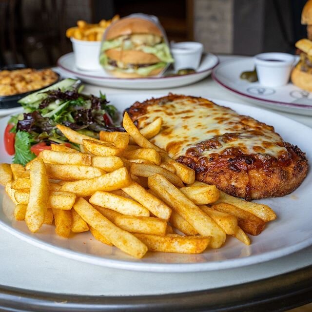 Parmi or Parma? 🤨Regardless of what you call this dish, you&rsquo;ll definitely enjoy ours. 
Please ensure to book ahead of time by calling our lovely team on (03) 9793 2133