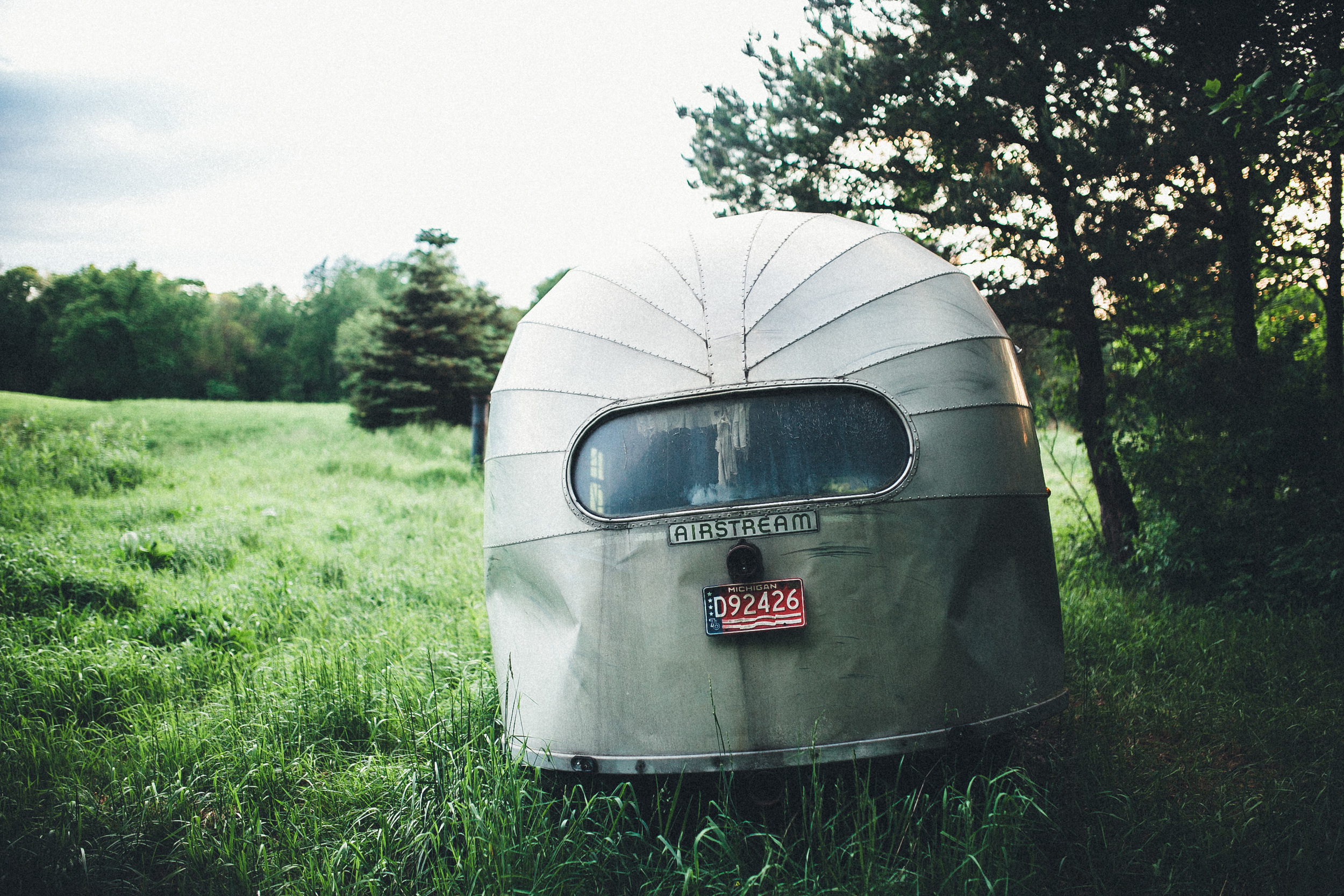 abandoned-airstream-3597.jpg