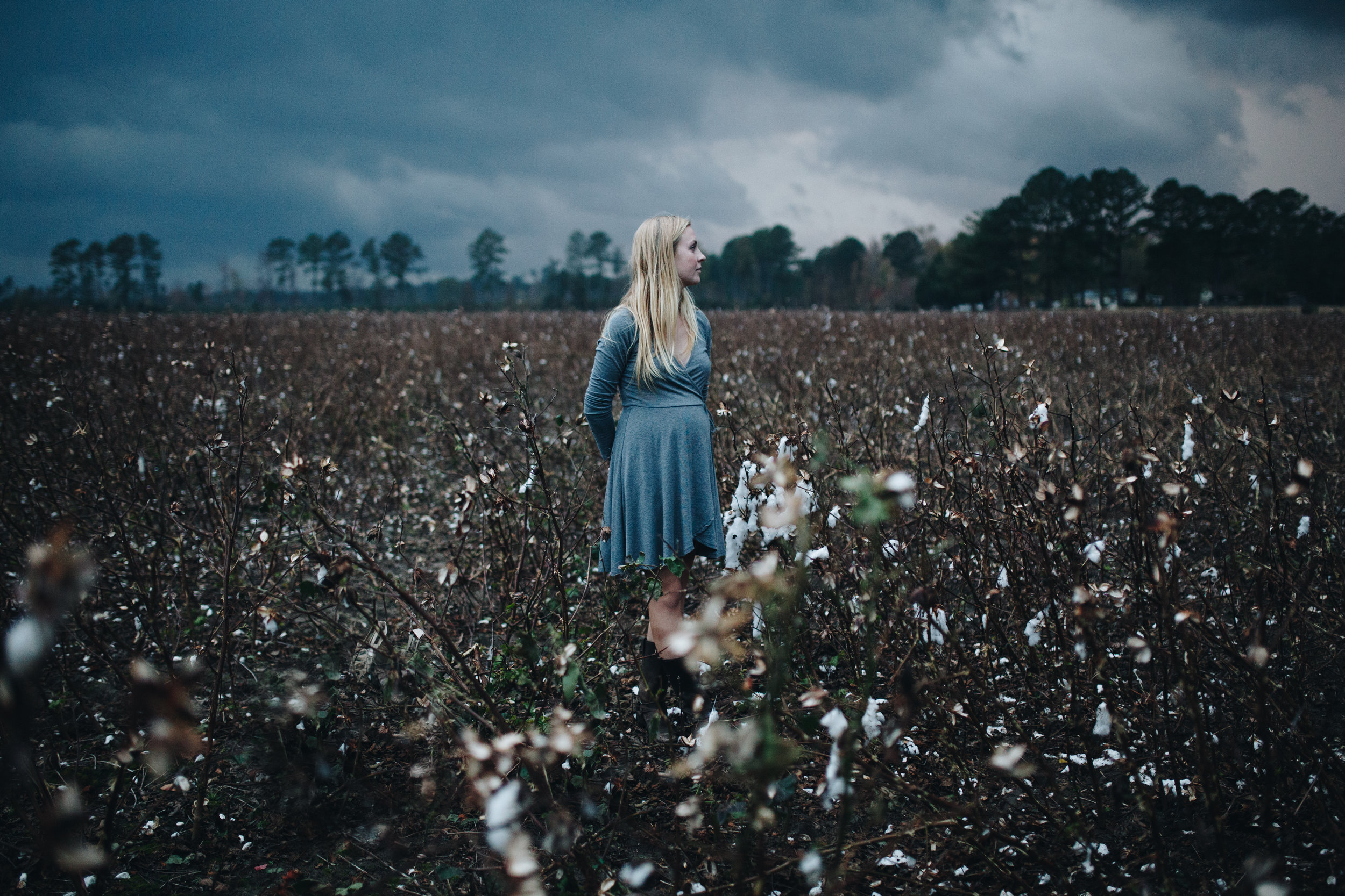 maddie-cotton-field-0784.jpg