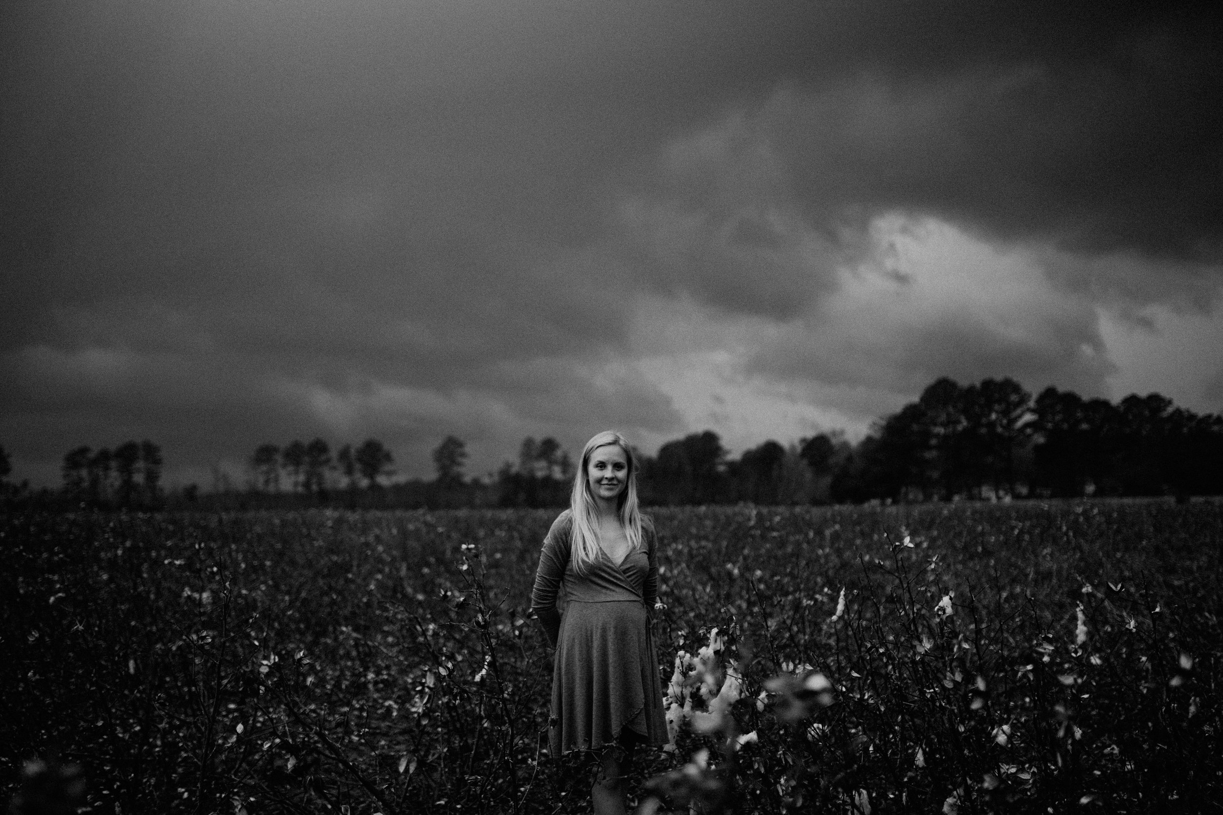 maddie-cotton-field-0785.jpg