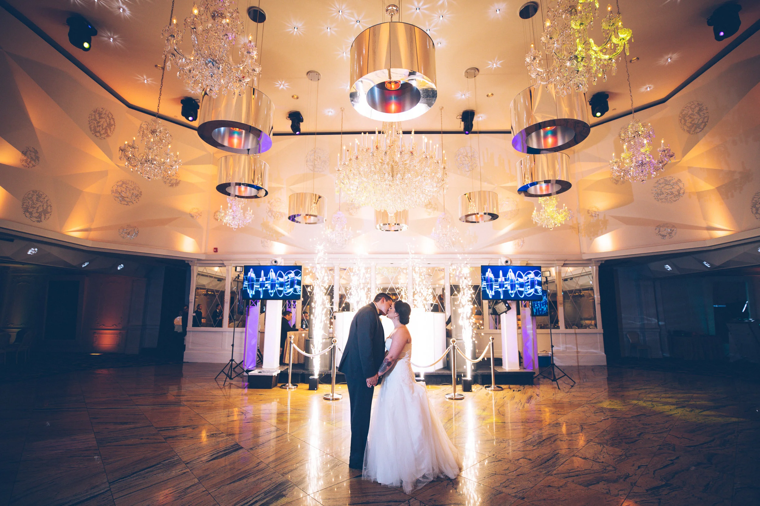 Courtney &amp; Daniel's Wedding at The Westmount Country Club