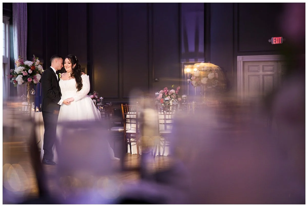 Blog-RichardBFloresPhotography-RebeccaPeter-DavidsCountryInn-Wedding-98.jpg