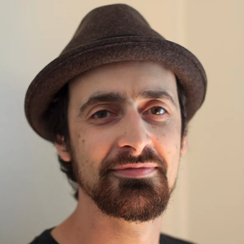 profile.jpg