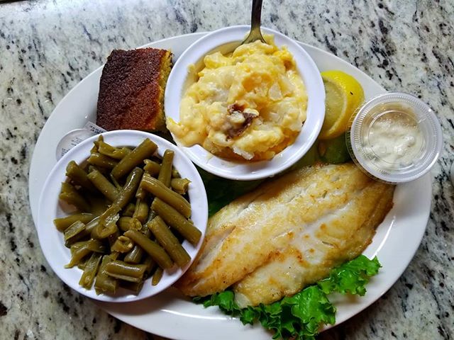 TGIF #nofilterneeded for our amazing Snapper Filet we have on special today and every Friday. Enoy it grilled, fried or blacked with three sides (or two) and fresh made corn bread.