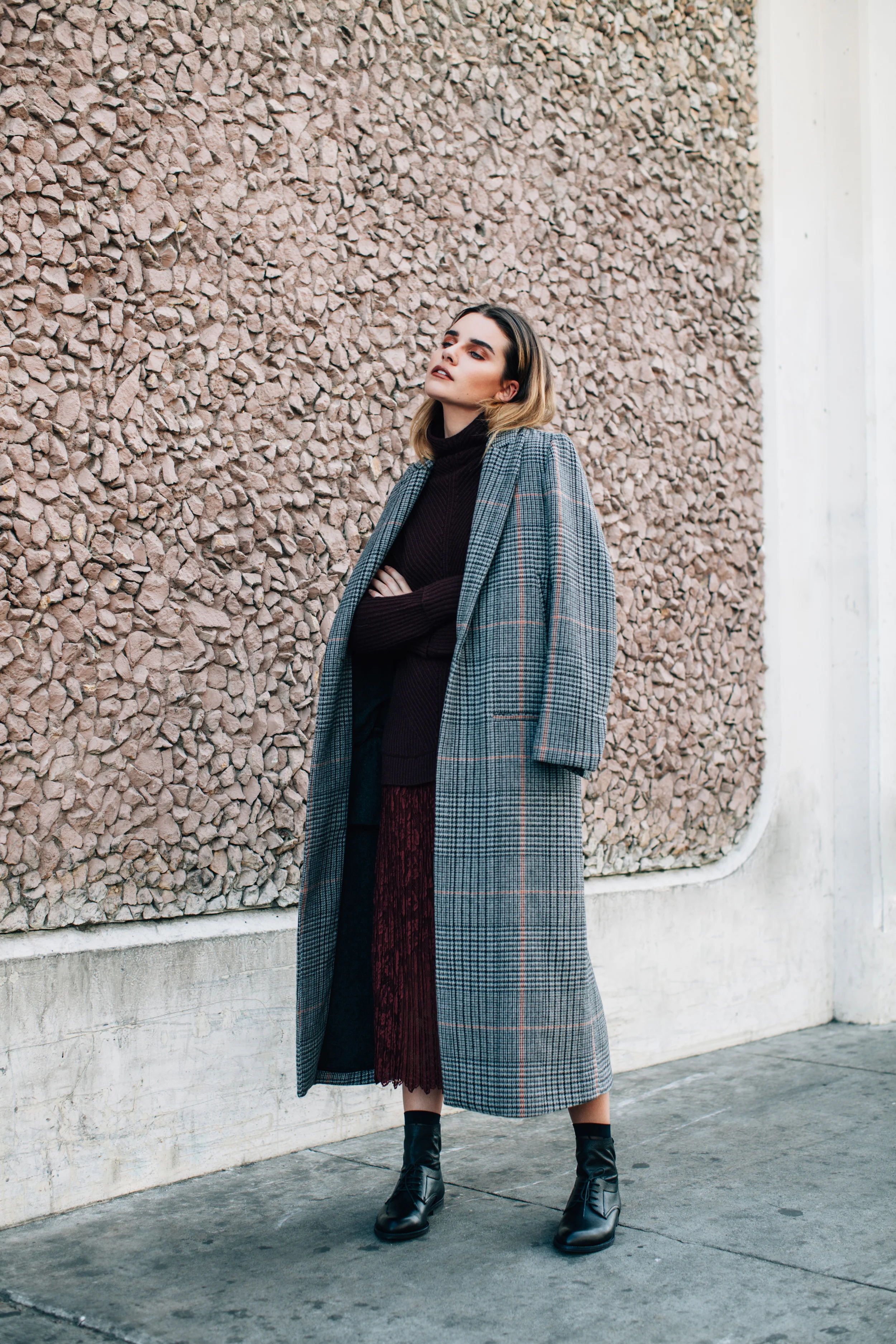 Look3.jpg