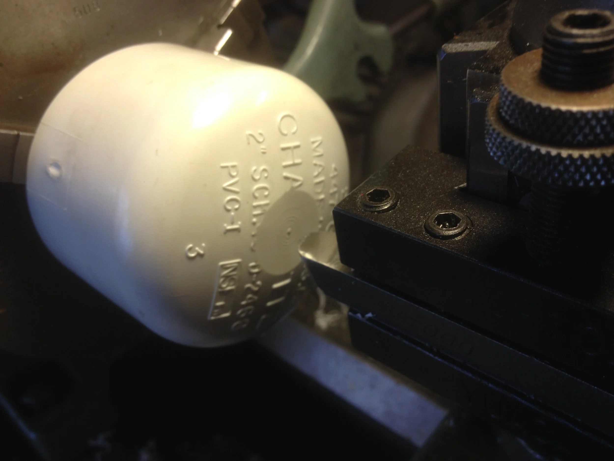 Facing the cap end