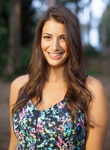 Lindsay photo 1.jpg