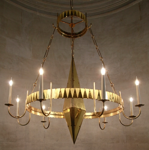 chandelier_500-1.jpg