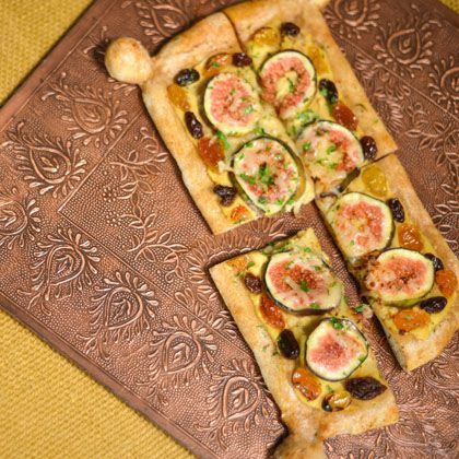 Flying Carpet Pizza