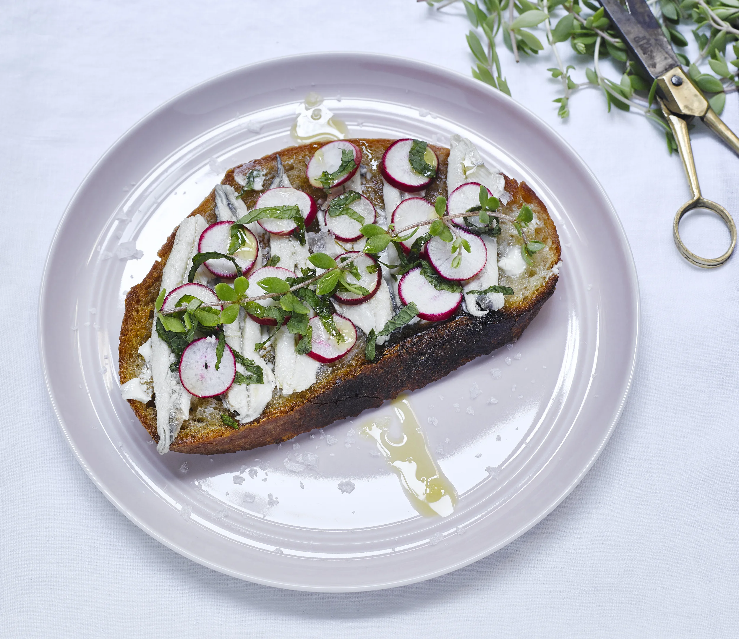 AnchovyToast.jpg