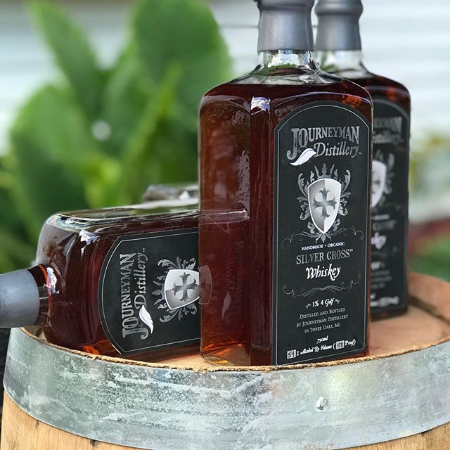We just wanted to say thanks to everyone who came to our private barrel release party! For those who couldn’t make it we still have a few bottles for sale so make sure to come in soon if your interested! #journeymandistillery