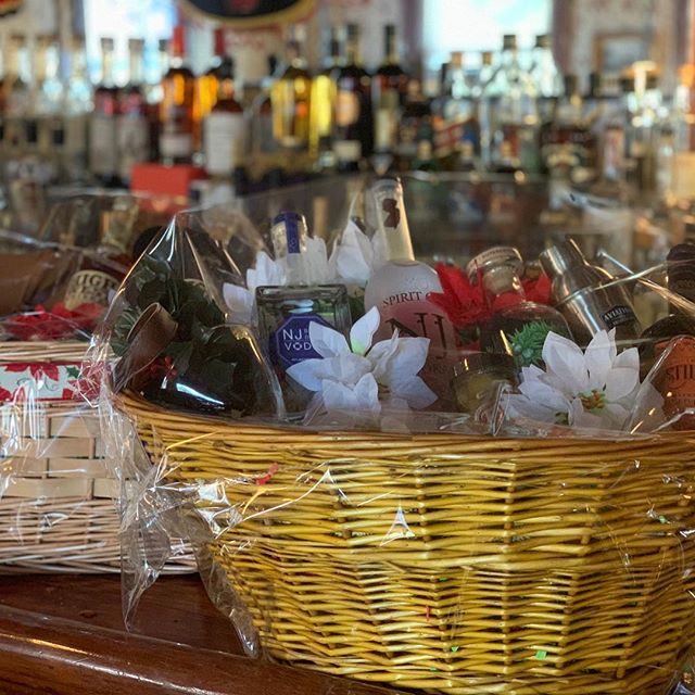 Our Holiday giveaway! For every $25 spent on gift cards is an entry into the giveaway. The giveaway ends the 23rd and gift cards can be purchased online, by phone or in house. HappyAppleInn.com. Thanks!