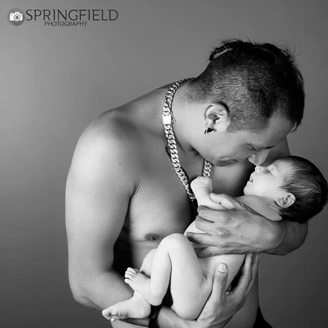 #springfieldphotography #perthphotographer #newborn #newbornphotography #babygirl #babylove #mexican #love #familylove #fatherdaughterlove #daddysgirl