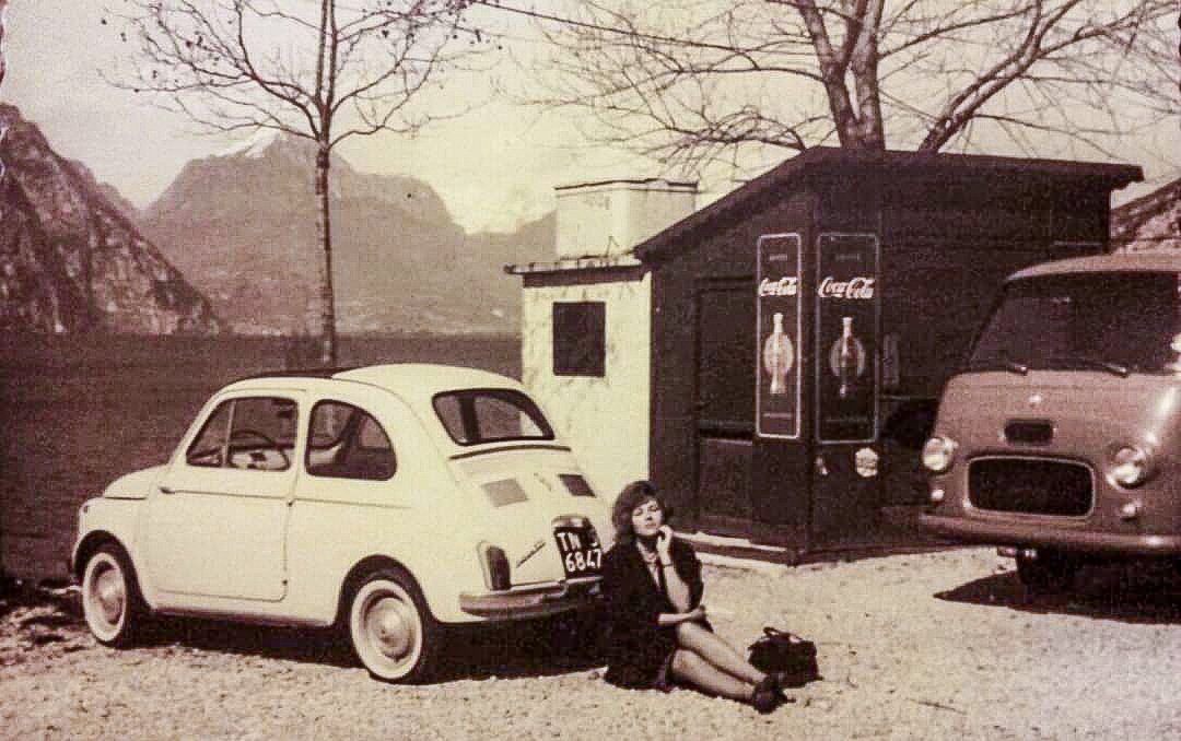 Back in the days, to see a Fiat 500 (like our Luisella) in the street was totally normal...
.
.
.
.
#hotelluise #hotelluiseriva #travelismyrealjob #welcomeonboard #travelstories
#rivadelgarda #lagodigarda #lakegarda #gardasee #whatitalyis #travelerin