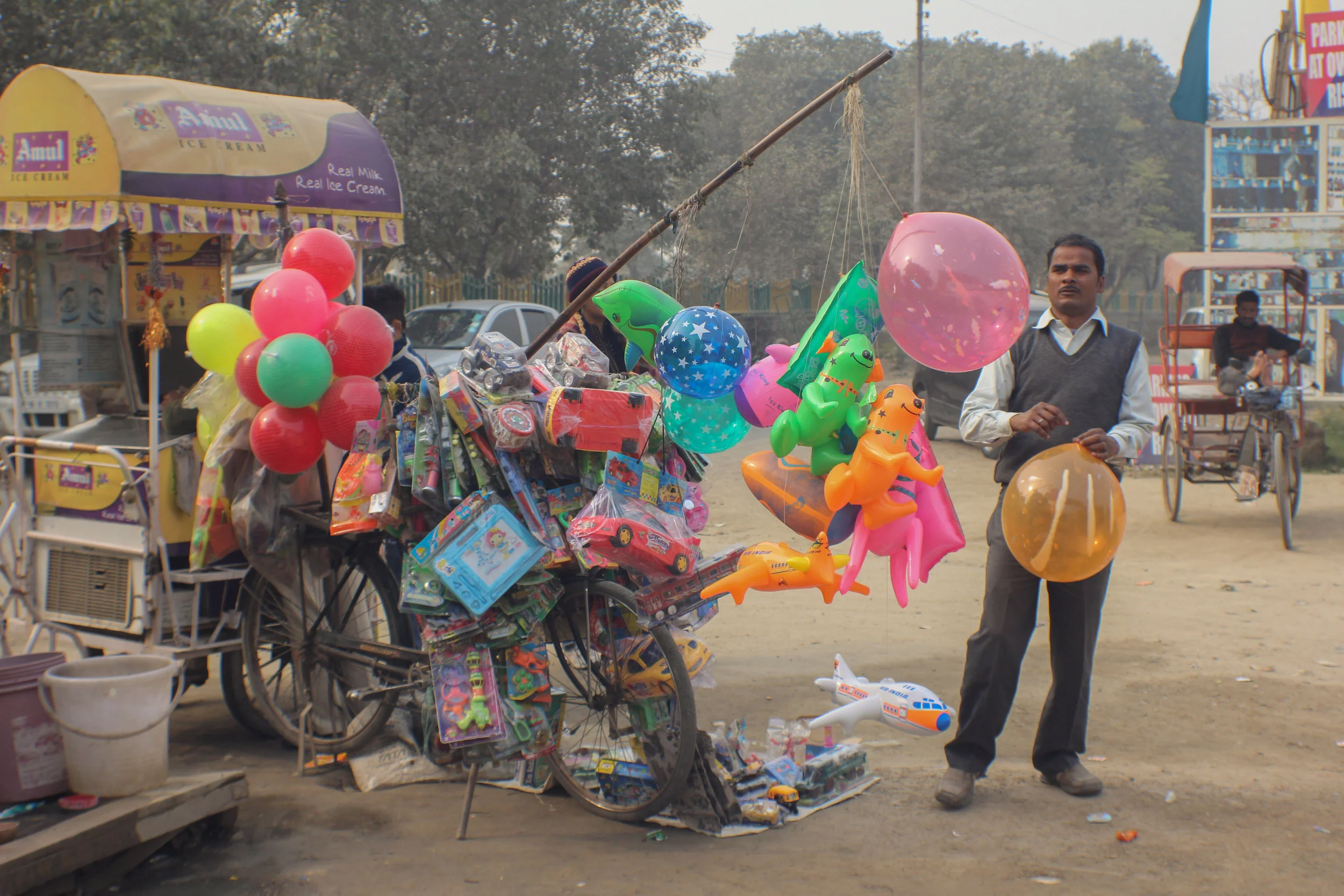 1.Toy vendor, Noida, Uttar Pradesh.jpg