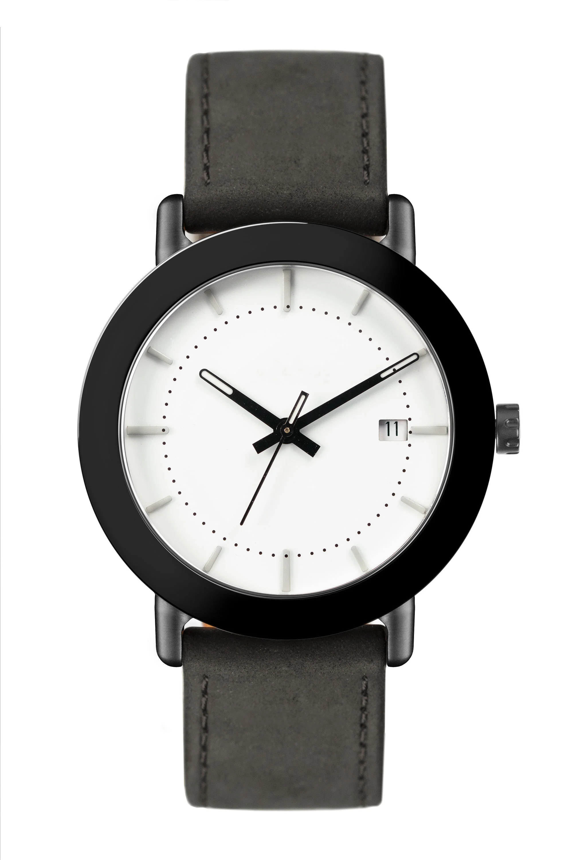 ELEVEN_Blackcase_Gloss-blackring-Whiteface-Black-leather-Coal.jpg