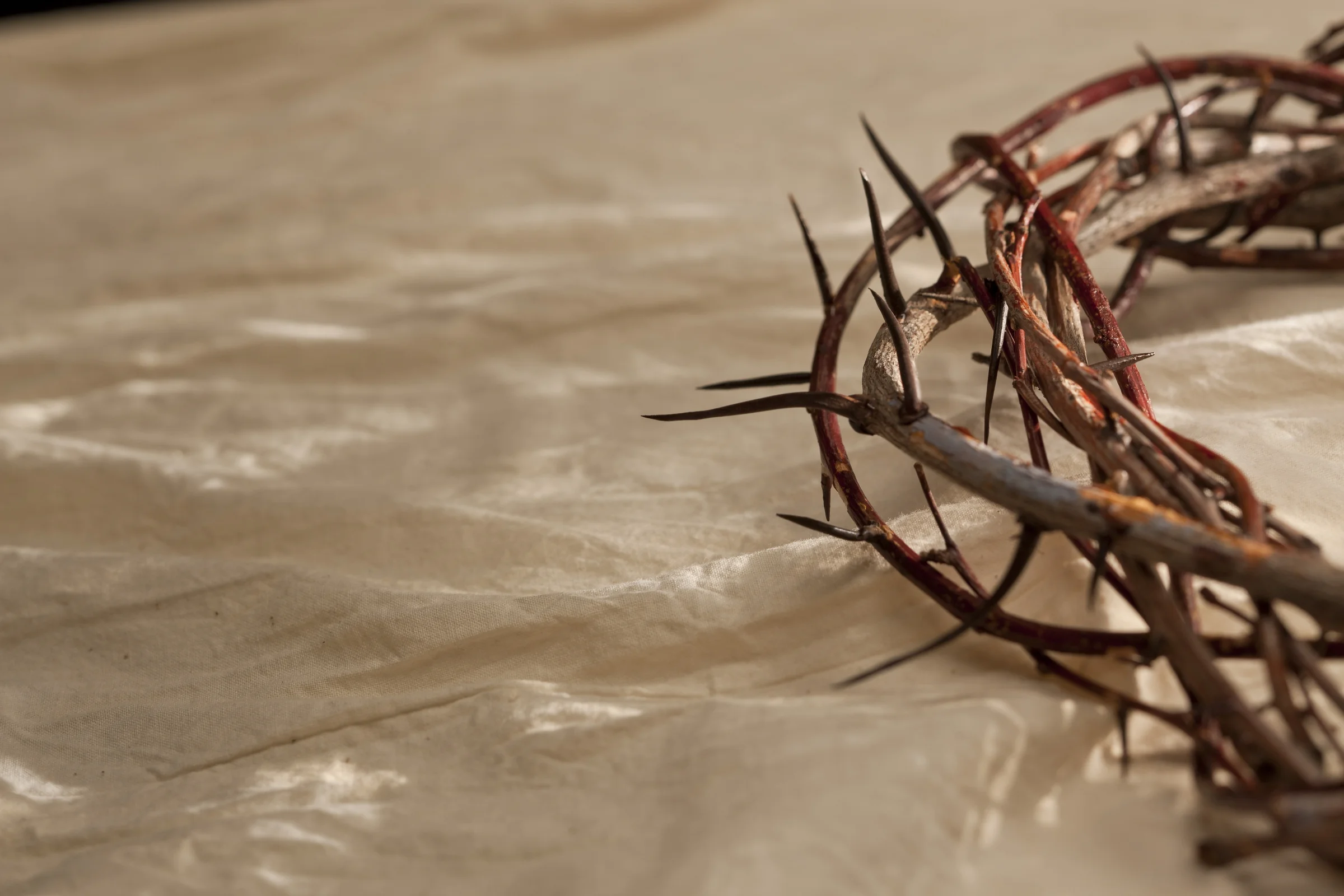 jesus-christ-crown-thorns-827201-wallpaper.jpg