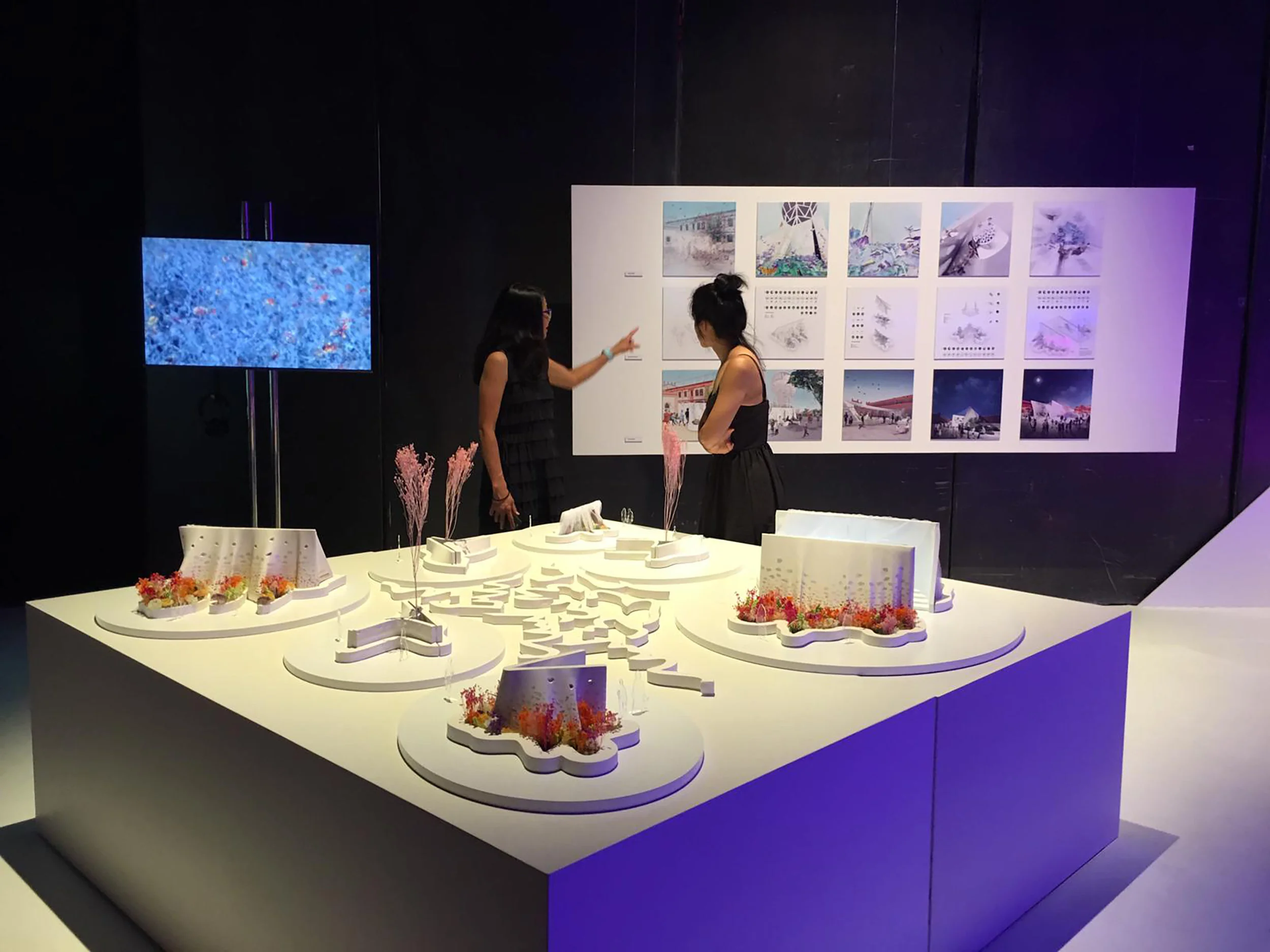  Hidden in Plain Sight concept models at the Cyborg Garden "Eco-visionaries " exhibition in Matadero Madrid. Hidden in Plain Sight is part of the Cyborg Garden, that together with the  Eco-visionaries  exhibition, is on view at Matadero Madrid from J