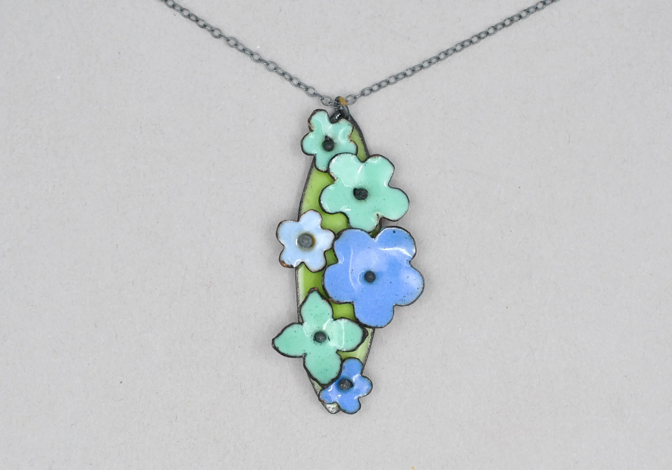aprilHale_meadowNecklace_bluedetail_web.jpg