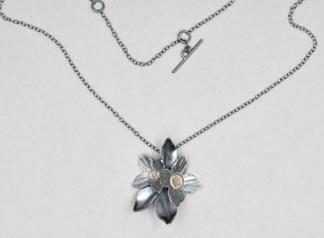 aprilHale_bunchberryNecklacedetailclasp_web.jpg