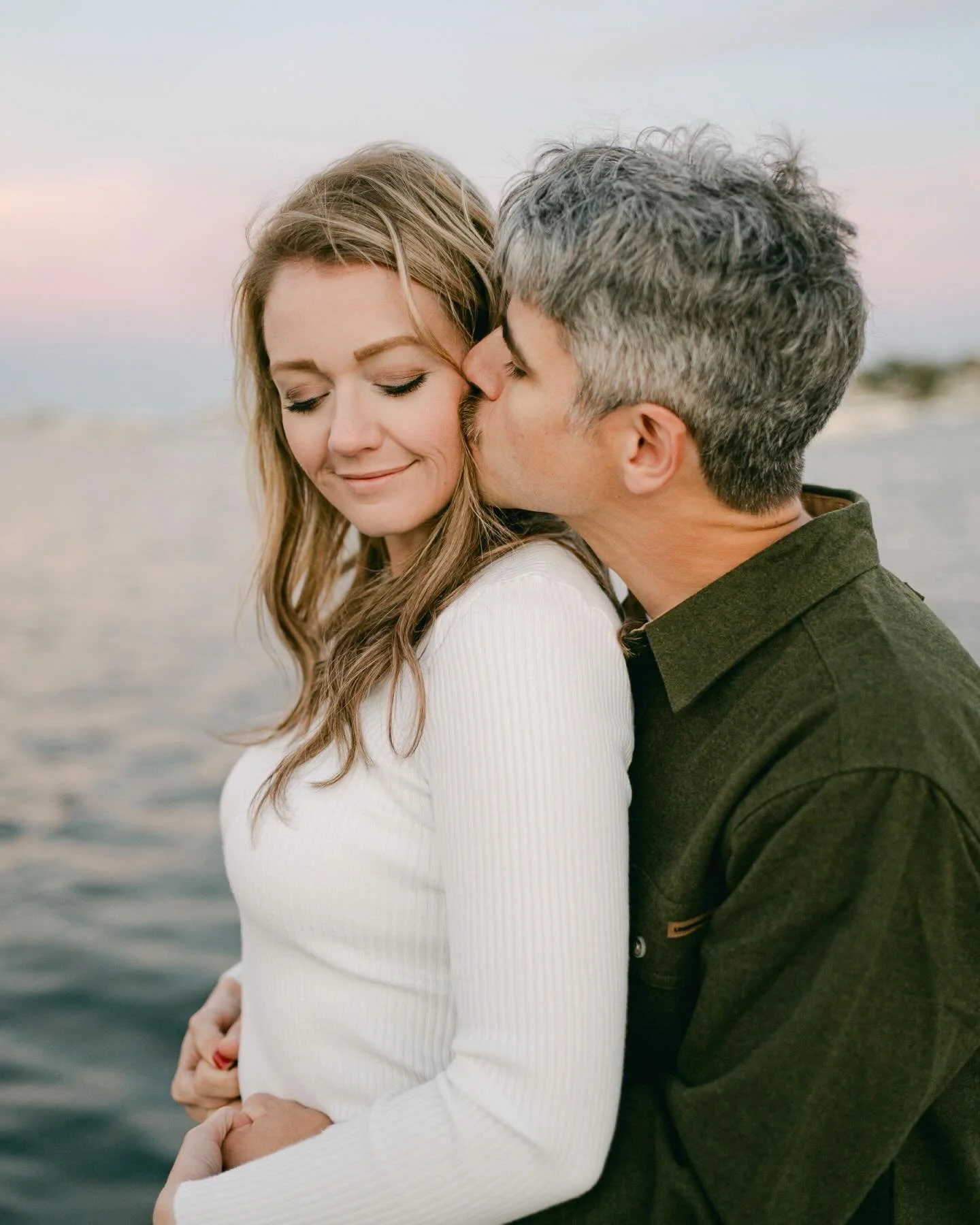 I love documenting families&mdash;but there&rsquo;s just something about couples sessions that has my whole heart. Maybe it&rsquo;s my soft spot for a great &rsquo;90s rom-com, but every moment of your session unfolds like a movie in my mind&hellip; 