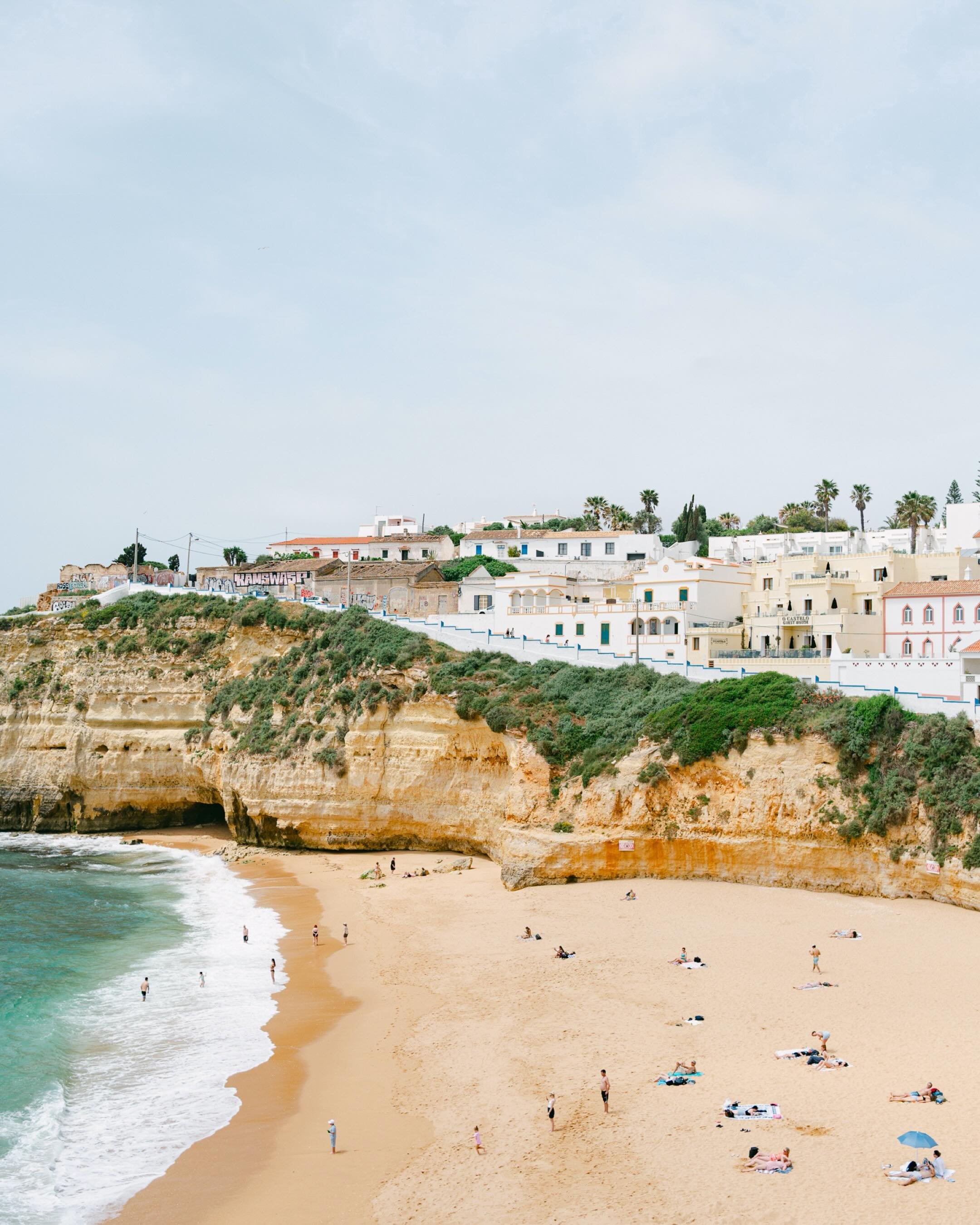 Portugal 🇵🇹 I have too many photos to share because it was THAT good &hearts;️

#portugal #algarve #travelphotos #familyphotography