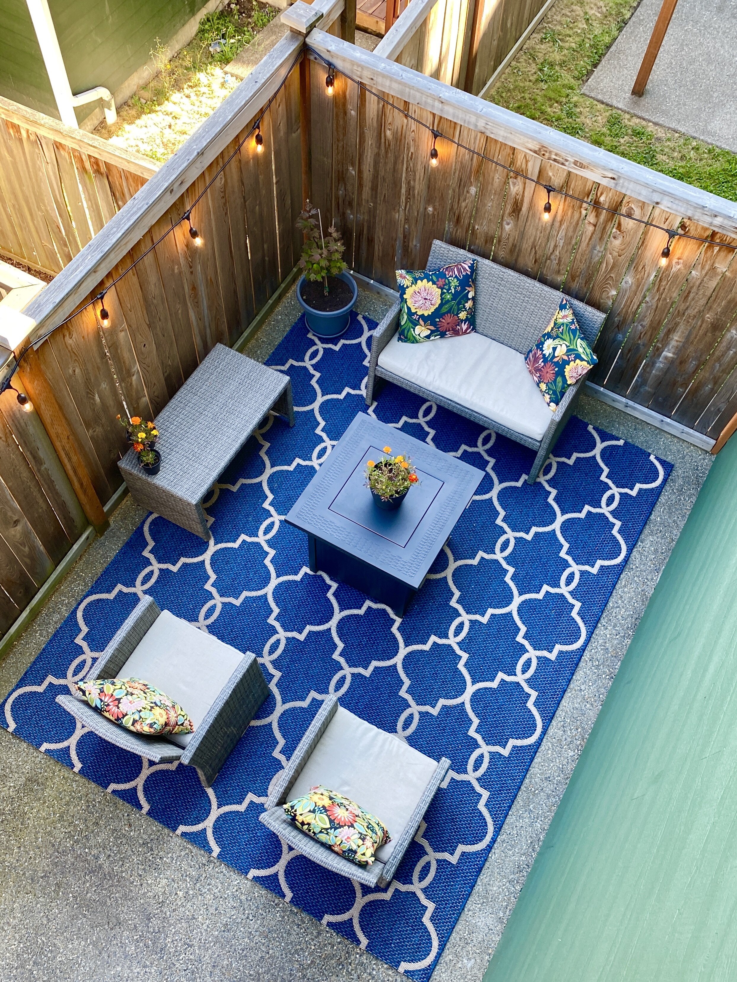 Anna Osgoodby Life + Biz :: Home Tour :: Backyard Makeover Tour | Colorful Small Backyard Maximizing Space
