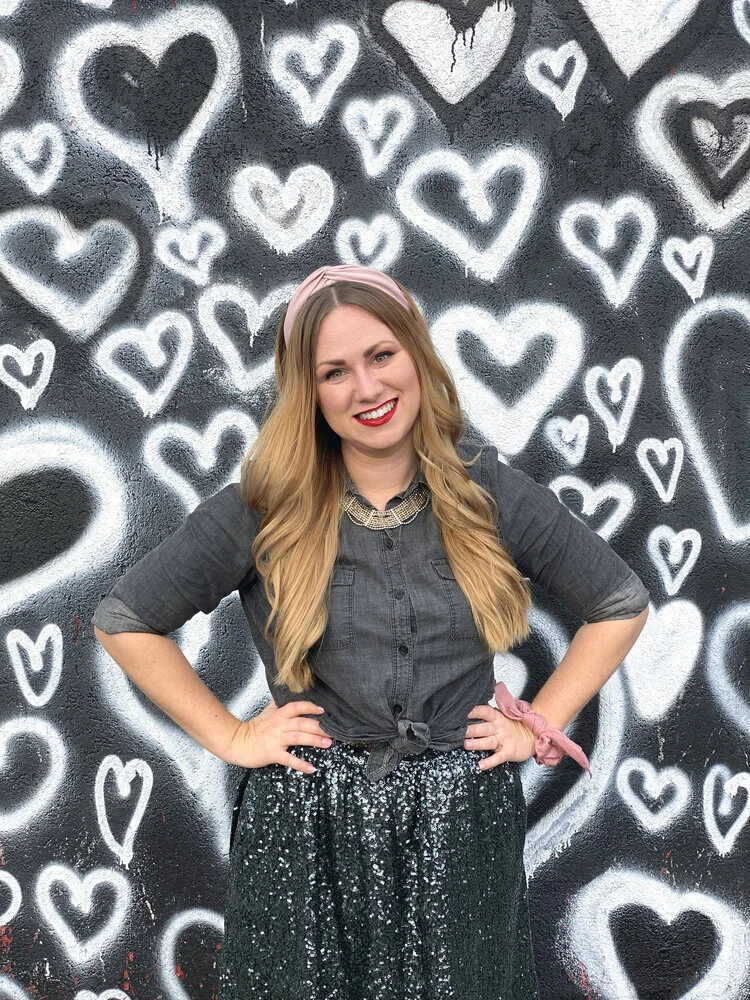 About — Anna Osgoodby Life + Biz | Seattle Lifestyle Blogger & Goals Coach