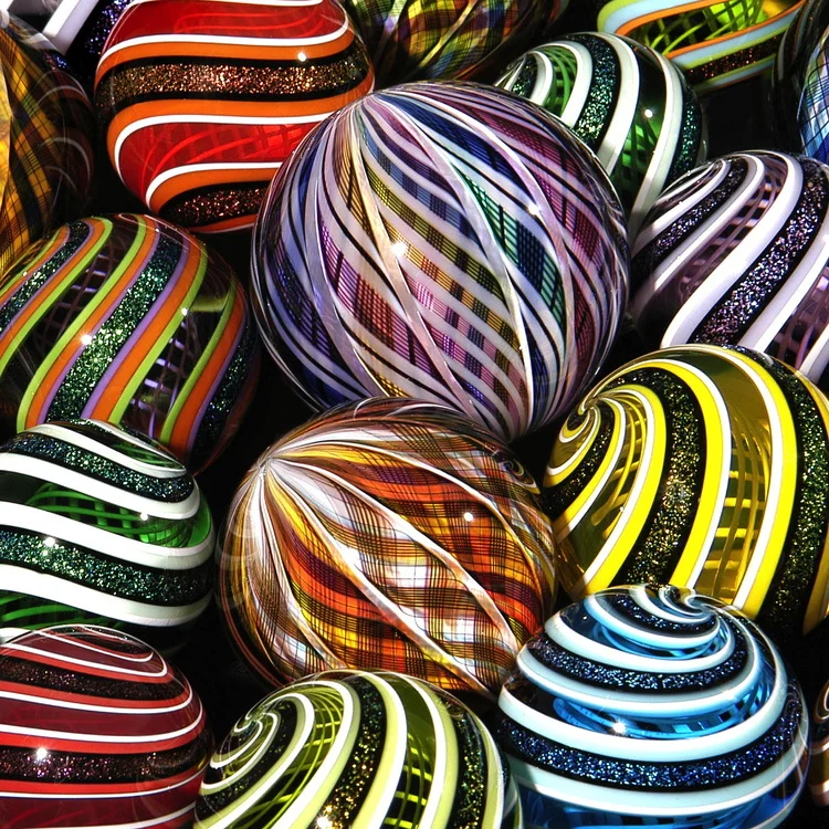 Larry Zengel Hot House Glass Booth # 85 www.hothouseglass.com