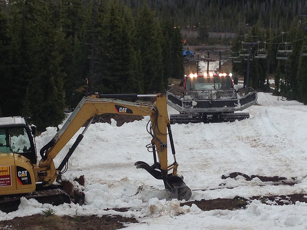 Early season building, Mount Bachelor