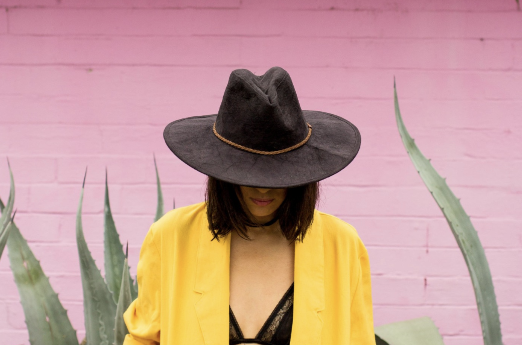 Capturing Pink with Aloisa Venui