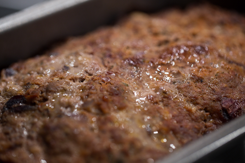 Making meatloaf look tasty required some good lighting. (If you want the recipe, it's here !)