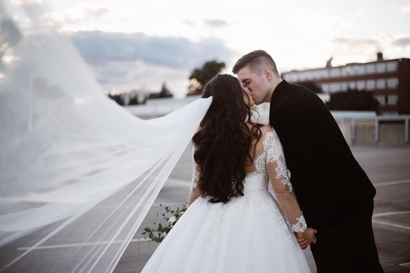 Wyatt, Gabby, and her veil 😍