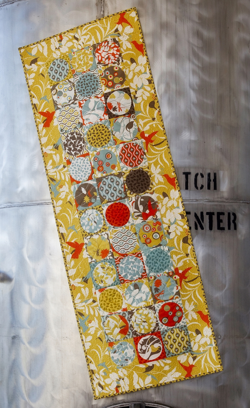 Pearl District Table Runner Pattern — Busy Bee Quilt Designs