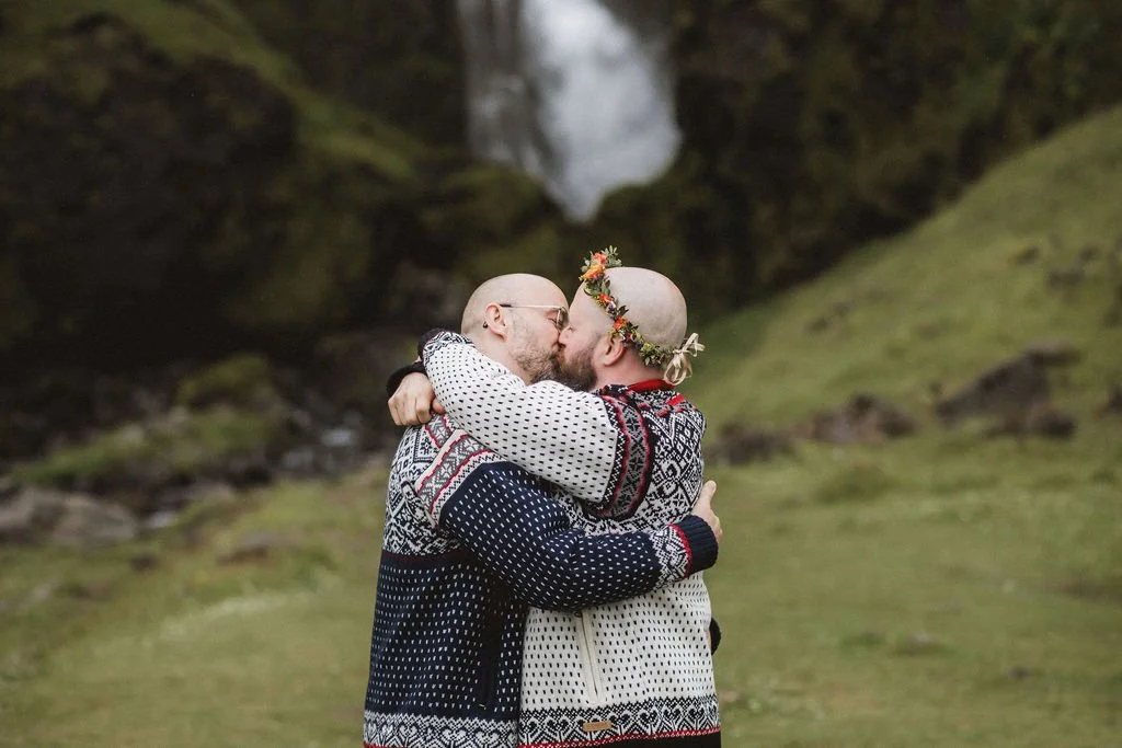 queer-iceland-destination-wedding-photographer-32.jpg