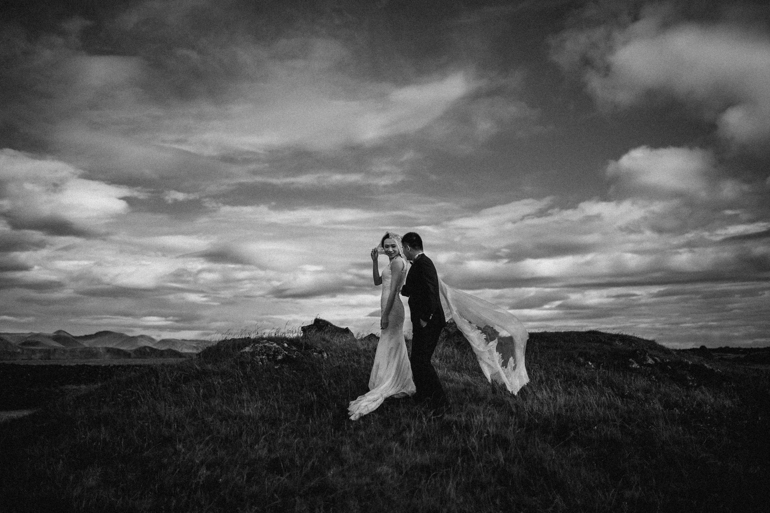 Iceland elopement photographer